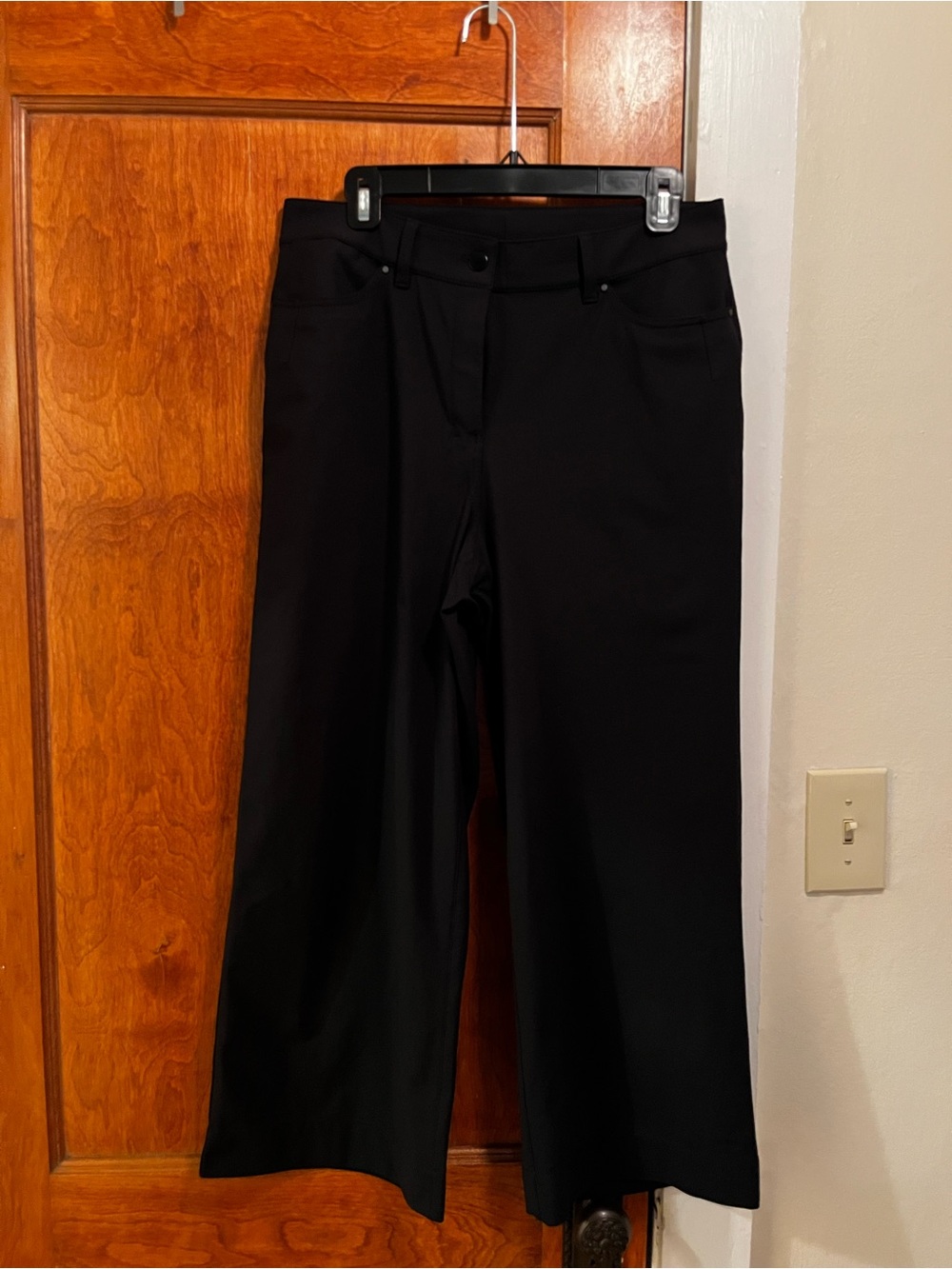 Lululemon Black Wide Leg Cropped Pants